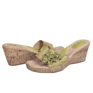 b.o.c. Leather Wedge Sandals Cork Platform Flower Arch Support Green Shoes 9